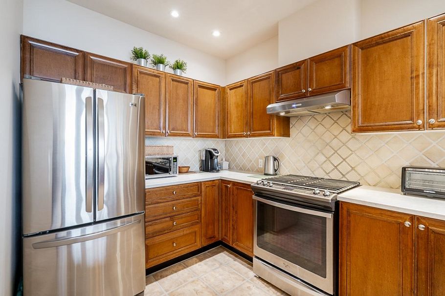 402 2175 Salal Drive Vancouver, BC - 9