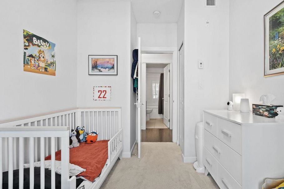 328 255 W 1st Street North Vancouver, BC - 19