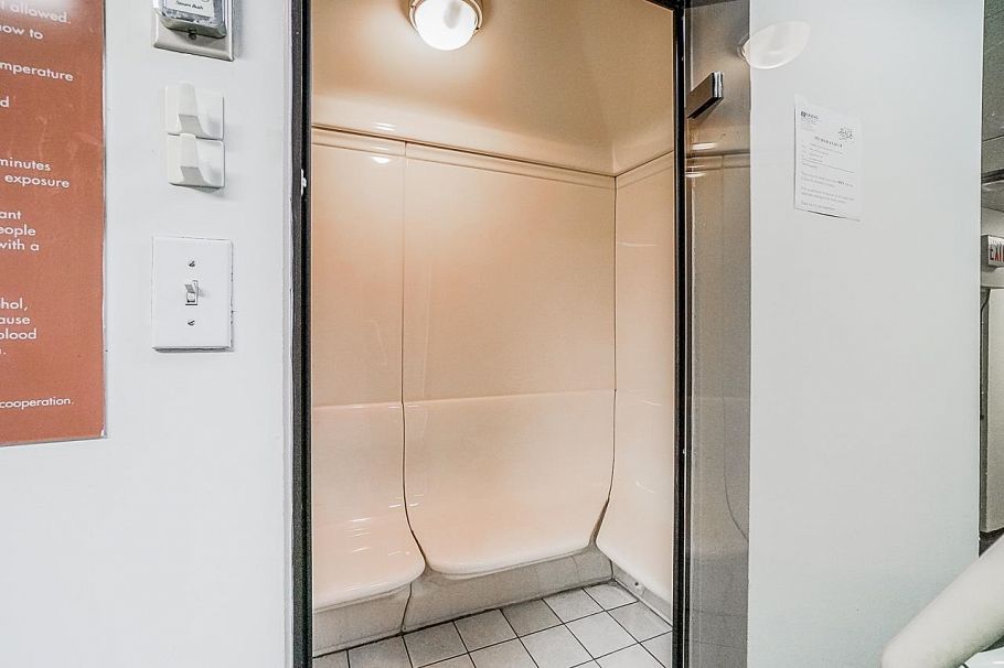 302 1177 Hornby Street Vancouver, BC - 22