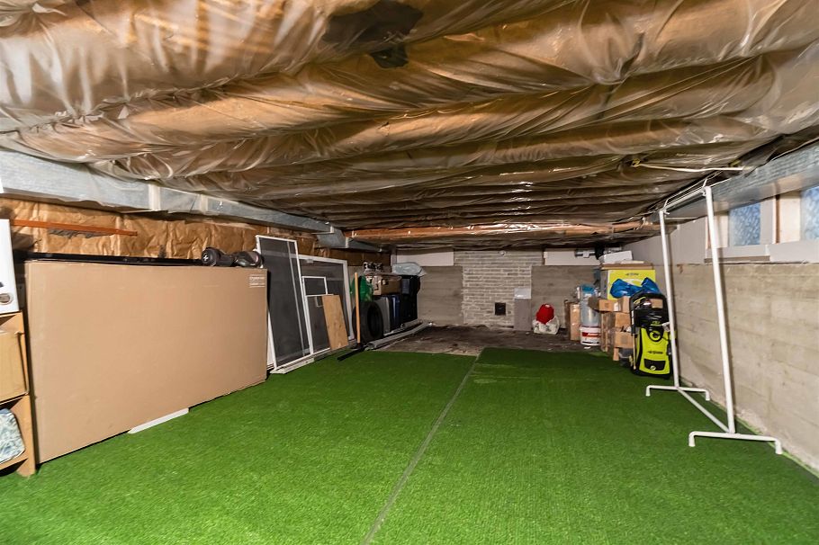 3837 Sunnycrest Drive North Vancouver, BC - 31