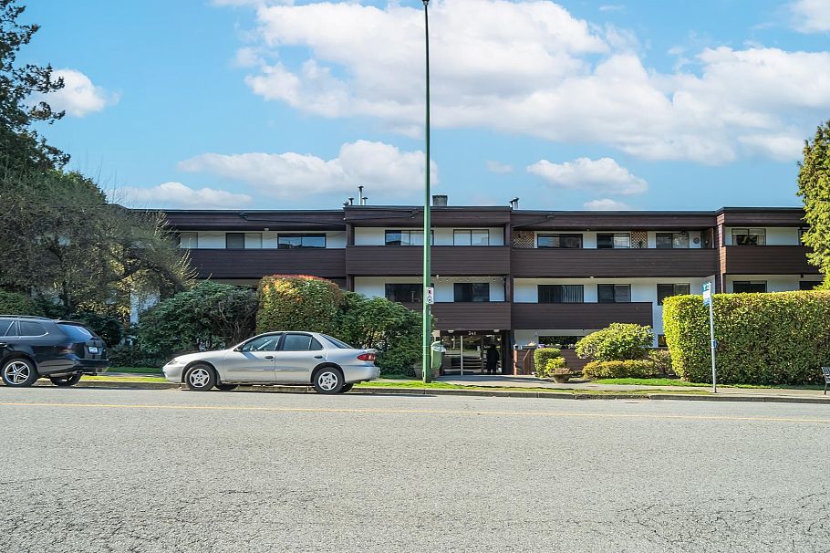 101 341 W 3rd Street North Vancouver, BC - 1
