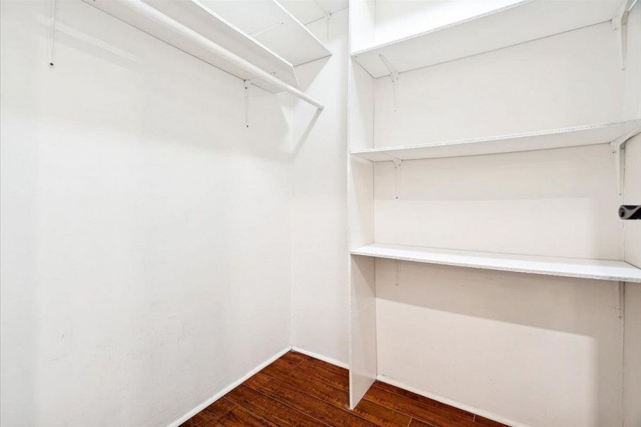 111 3787 W 4th Avenue Vancouver, BC - 19