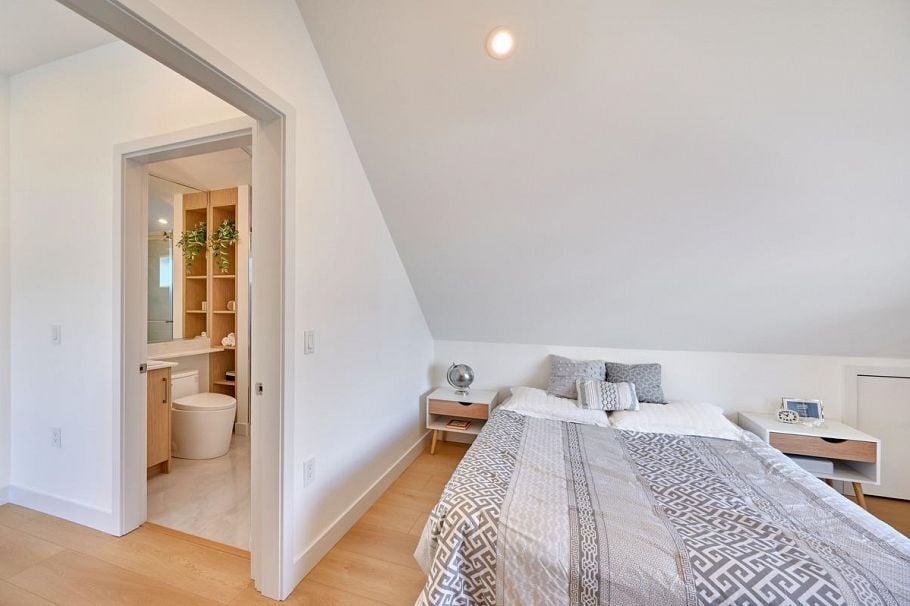 1 2838 Turner Street Vancouver, BC - 5