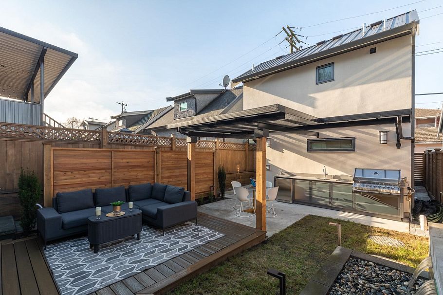 4717 Lanark Street Vancouver, BC - 34