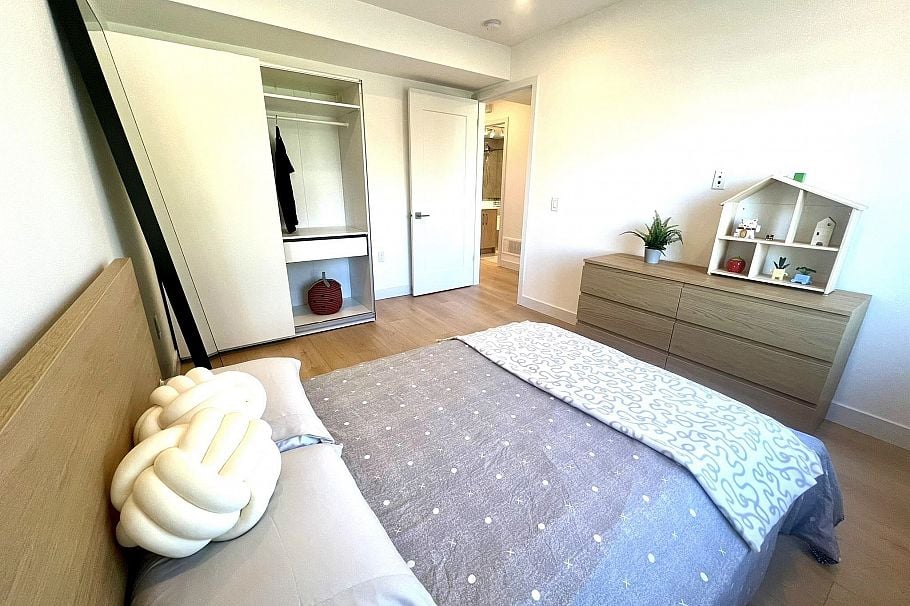 1 2838 Turner Street Vancouver, BC - 18