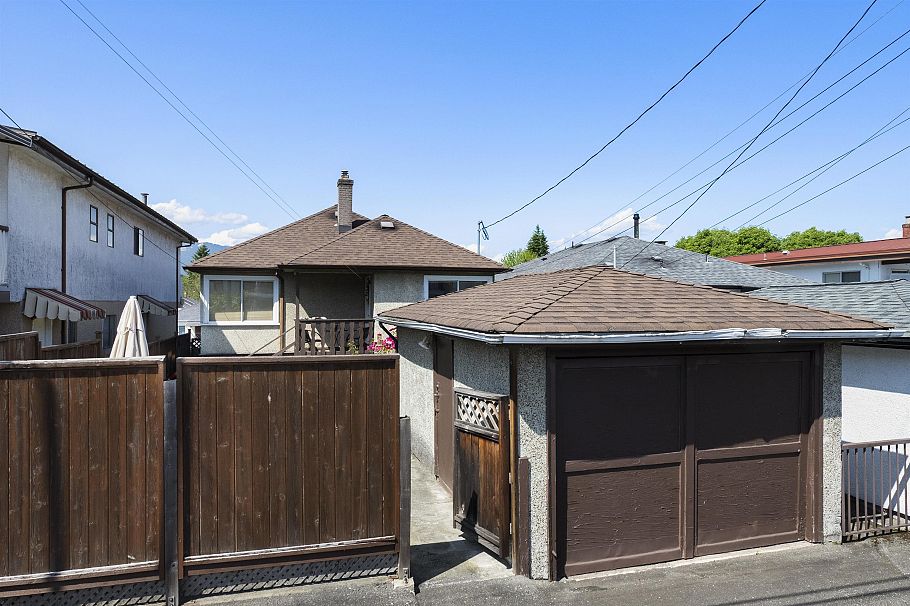 2550 Parker Street Vancouver, BC - 21