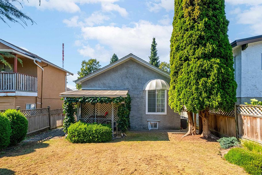 5020 Moss Street Vancouver, BC - 28