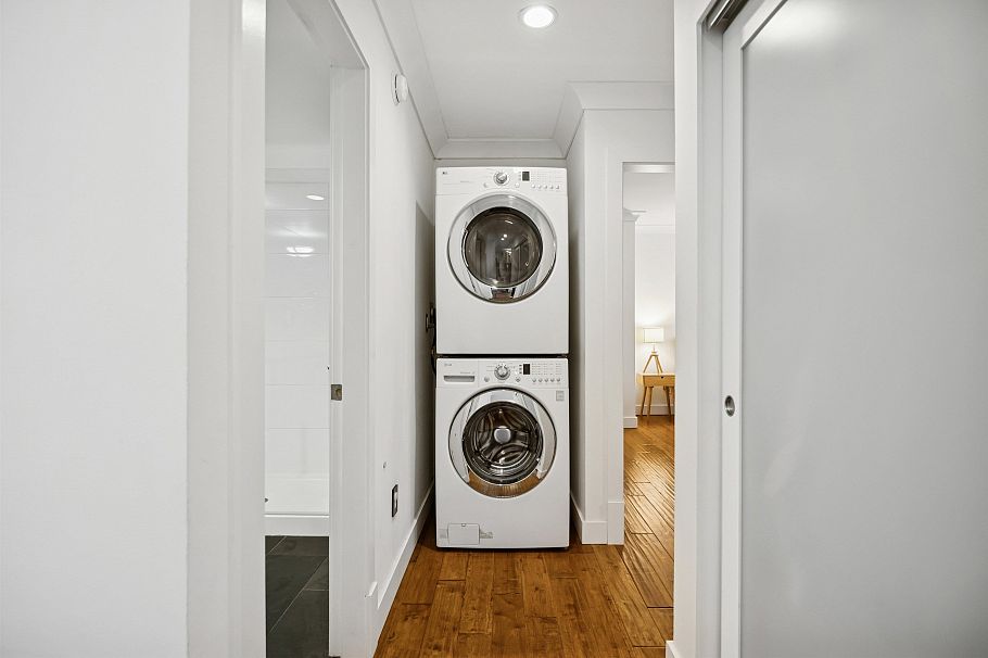 202 1157 Nelson Street Vancouver, BC - 23