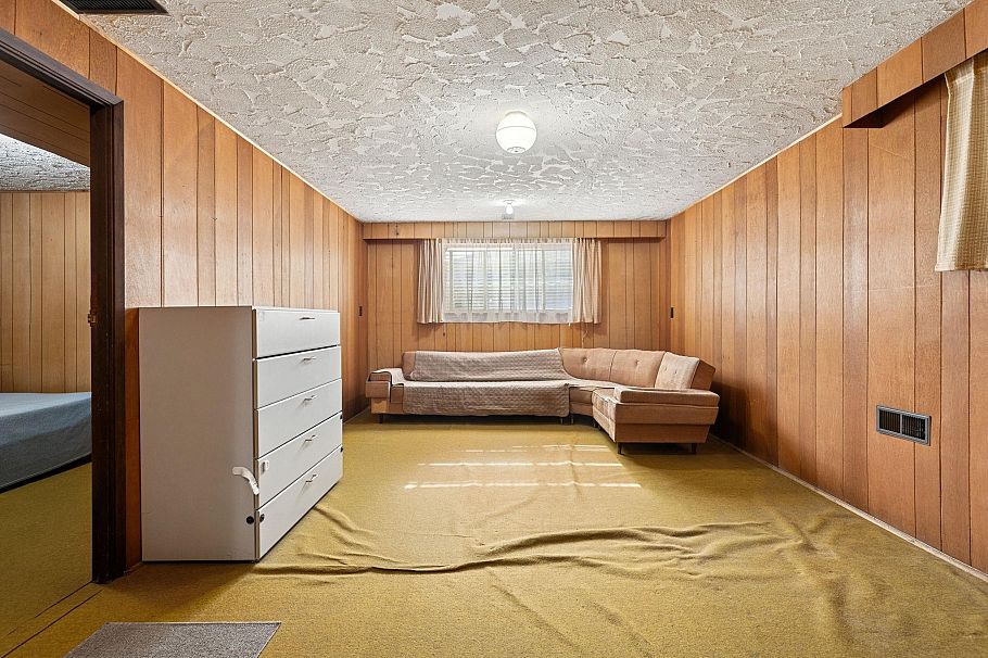 3129 E 23 Avenue Vancouver, BC - 23