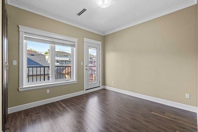 455 E 60th Avenue Vancouver, BC - 17