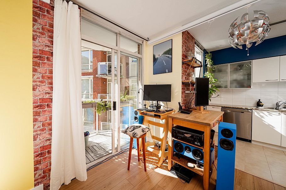 420 4028 Knight Street Vancouver, BC - 12