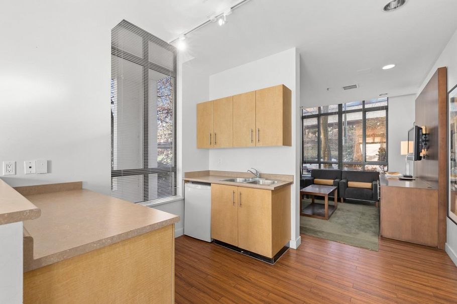 610 3660 Vanness Avenue Vancouver, BC - 22