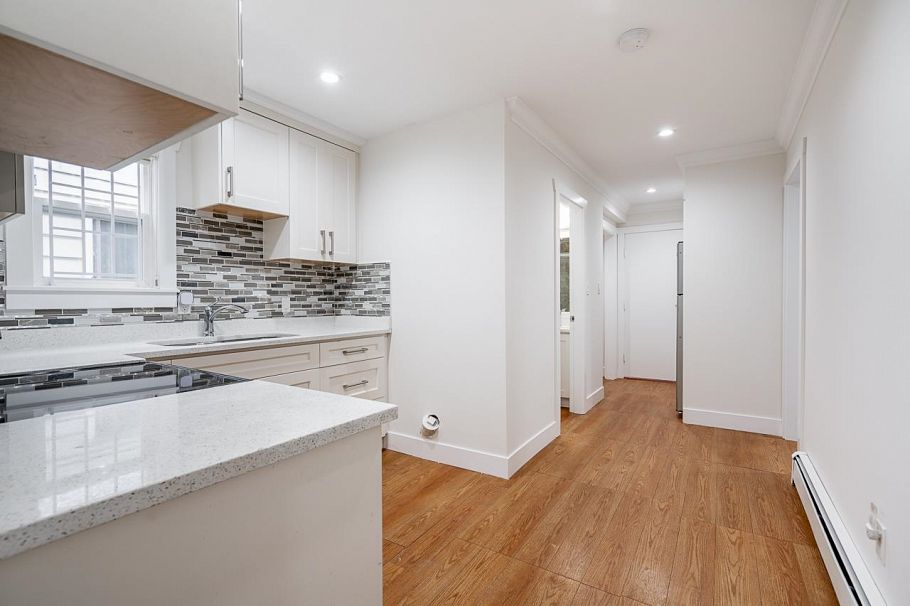 1230 E 51st Avenue Vancouver, BC - 7