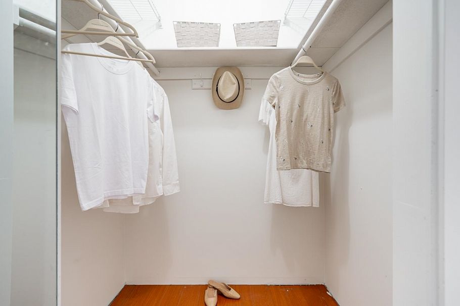 1230 E 51st Avenue Vancouver, BC - 24