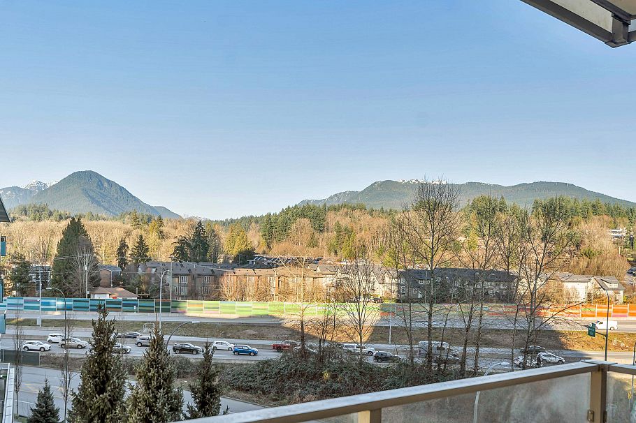 601 1550 Fern Street North Vancouver, BC - 22