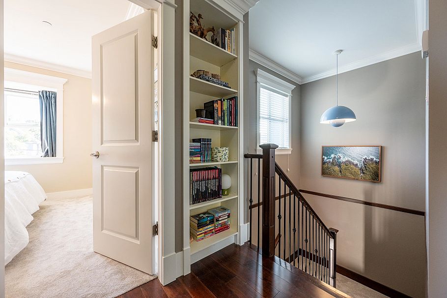 1368 E 13th Avenue Vancouver, BC - 30