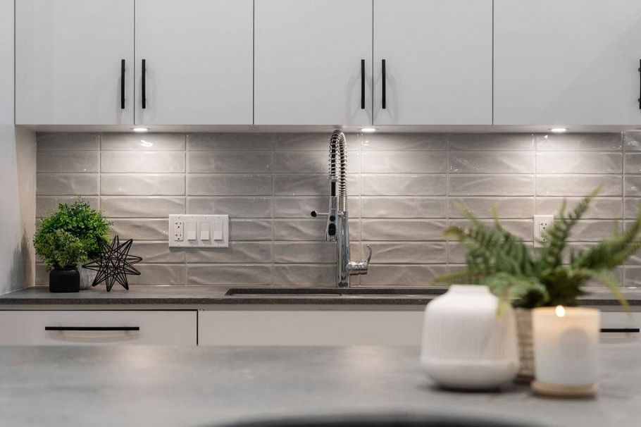 4684 Capilano Road North Vancouver, BC - 10