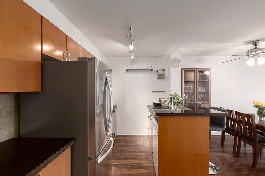 1109 2763 Chandlery Place Vancouver, BC - 7