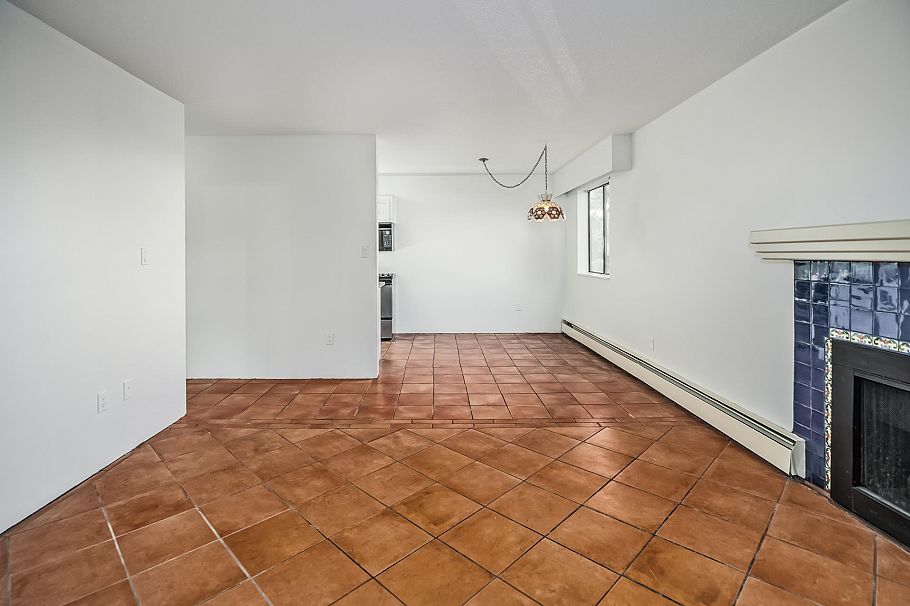 101 341 W 3rd Street North Vancouver, BC - 9