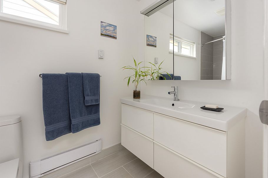 1915 Chesterfield Avenue North Vancouver, BC - 26