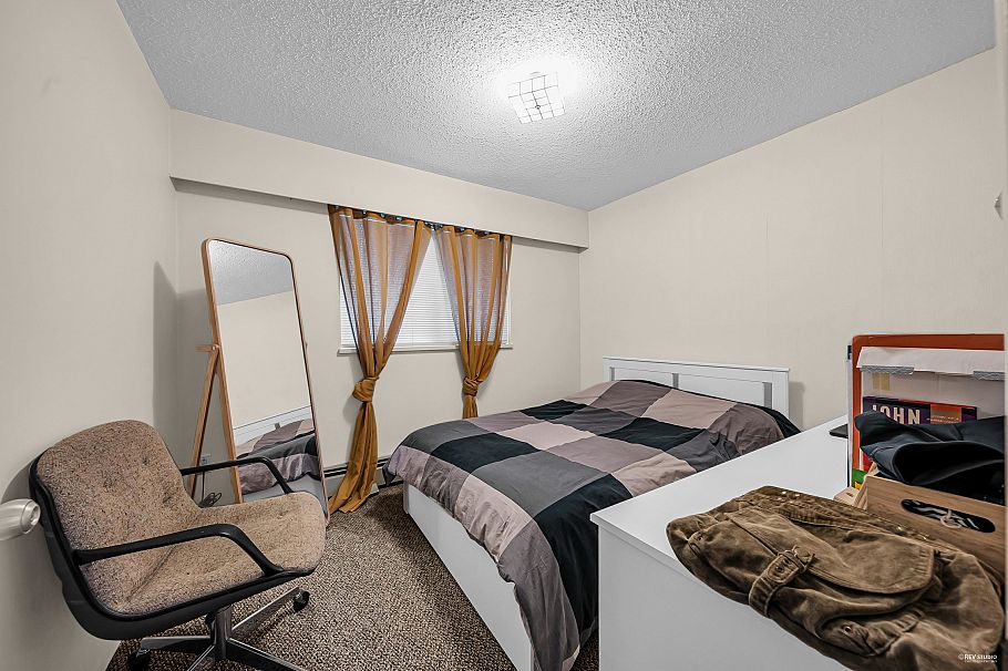 2843 W 22nd Avenue Vancouver, BC - 21