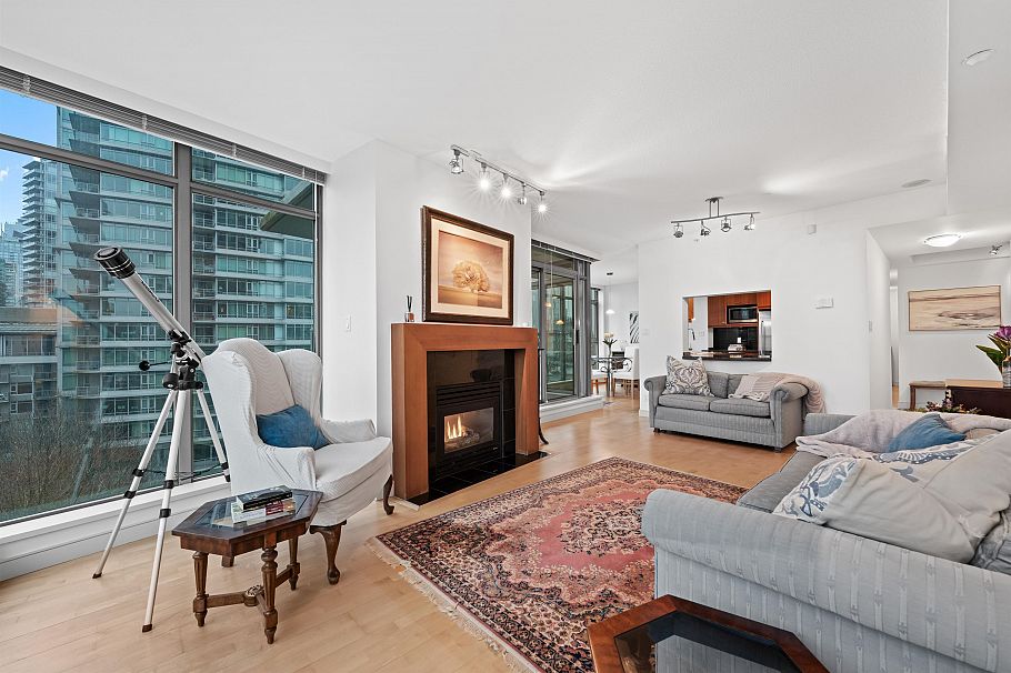 605 1680 Bayshore Drive Vancouver, BC - 11