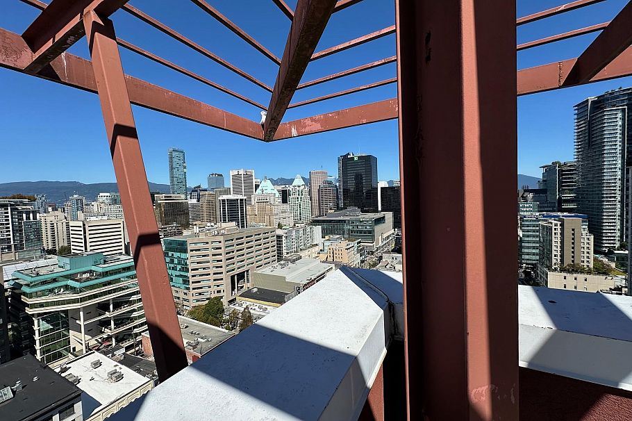 217 933 Seymour Street Vancouver, BC - 25