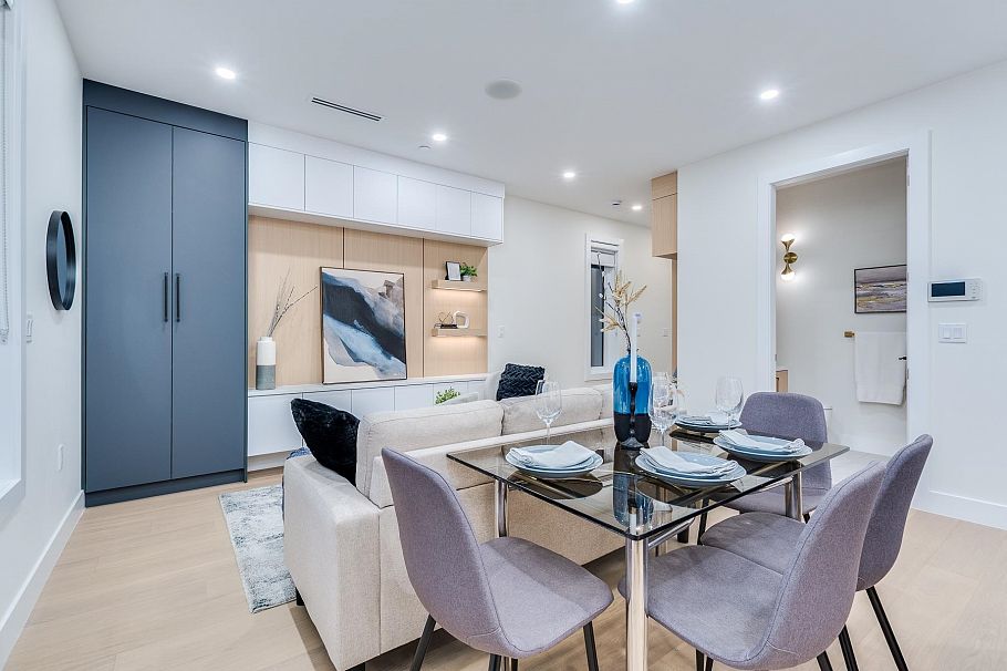 1 5459 Rhodes Street Vancouver, BC - 4