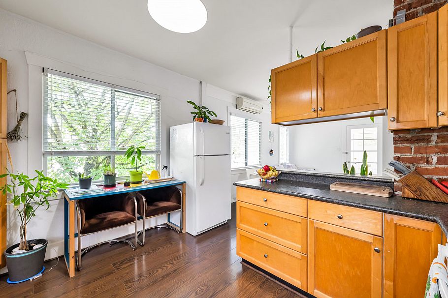 4605 Fraser Street Vancouver, BC - 7