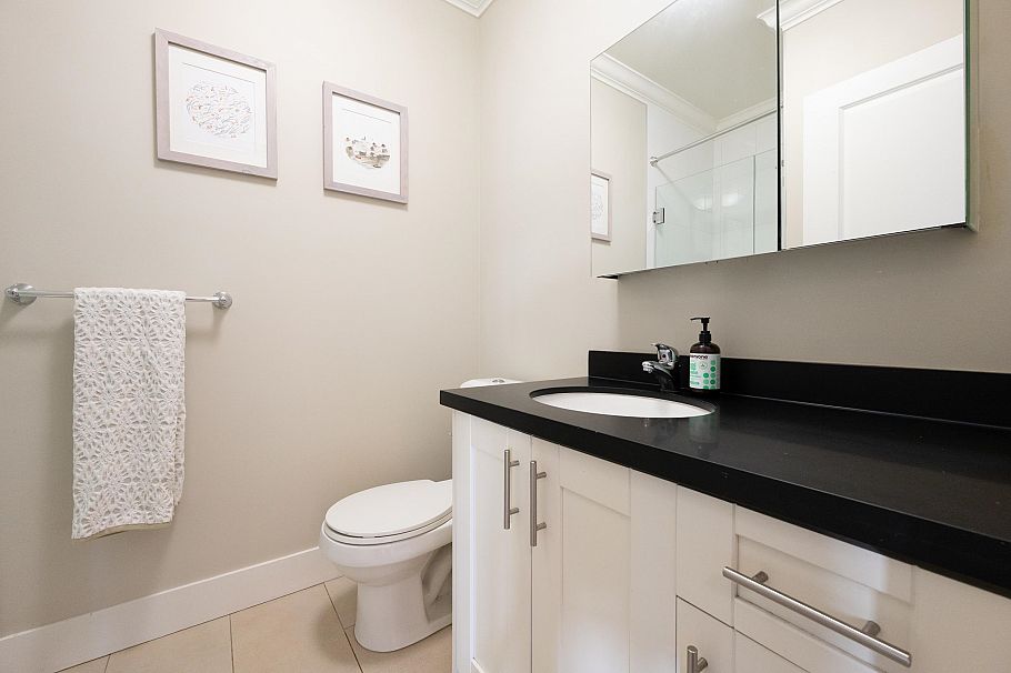 1368 E 13th Avenue Vancouver, BC - 34