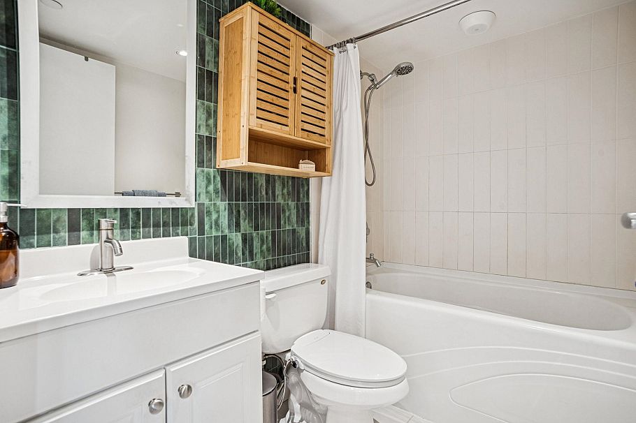 901 1030 W Broadway Street Vancouver, BC - 18