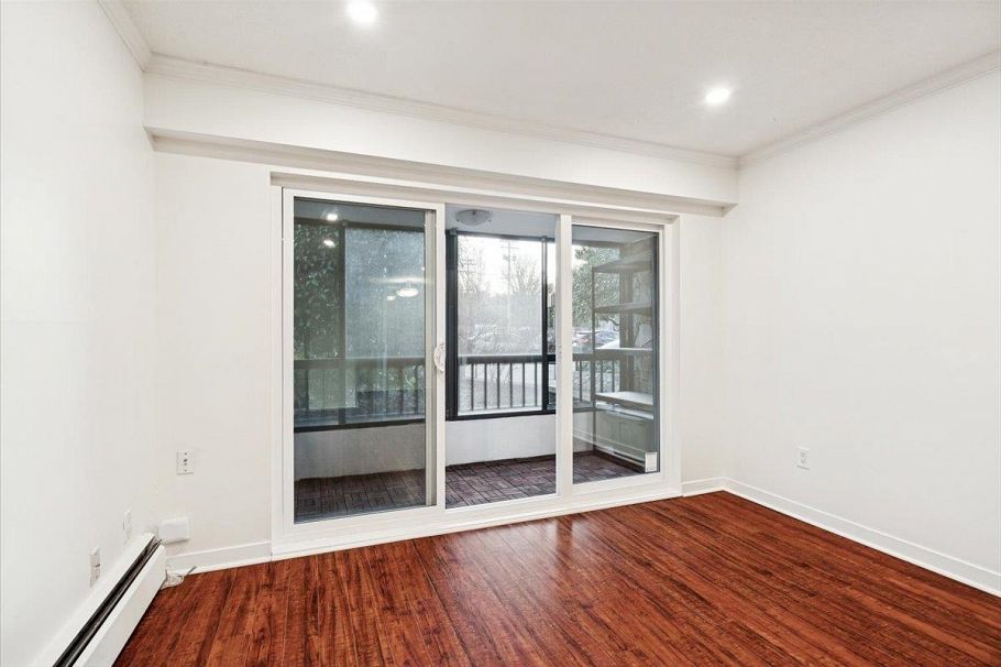 111 3787 W 4th Avenue Vancouver, BC - 4