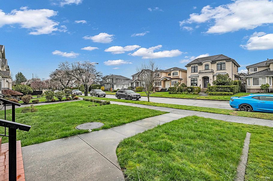 2843 W 22nd Avenue Vancouver, BC - 33