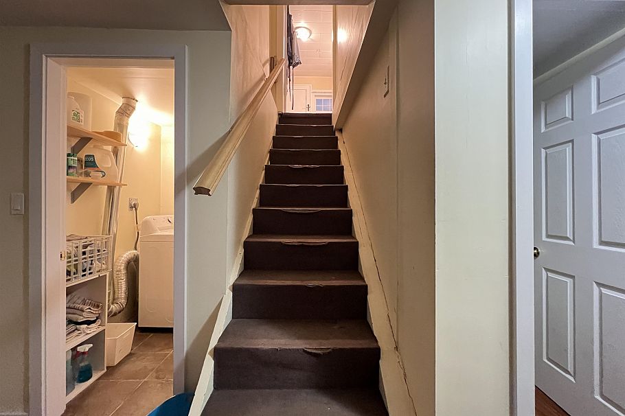 2080 W 33rd Avenue Vancouver, BC - 31