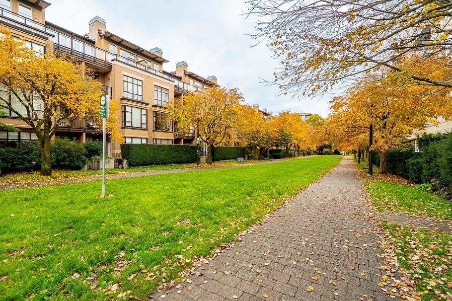 402 2175 Salal Drive Vancouver, BC - 34