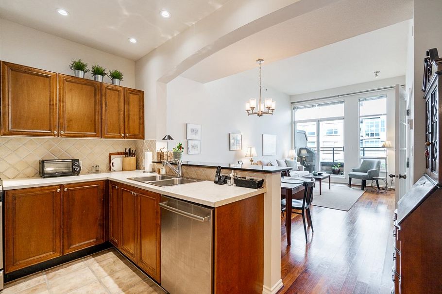 402 2175 Salal Drive Vancouver, BC - 8