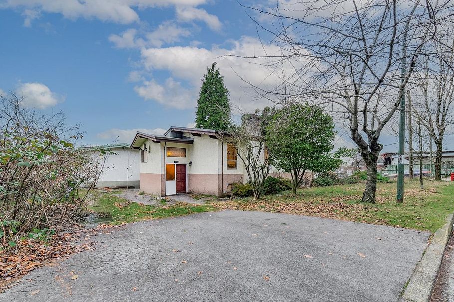 1710 Island Avenue Vancouver, BC - 2