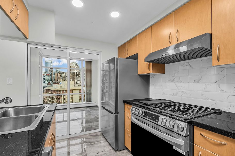 1101 198 Aquarius Mews Vancouver, BC - 7