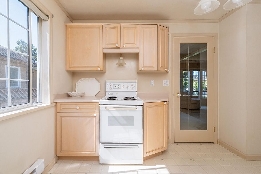 5020 Moss Street Vancouver, BC - 13