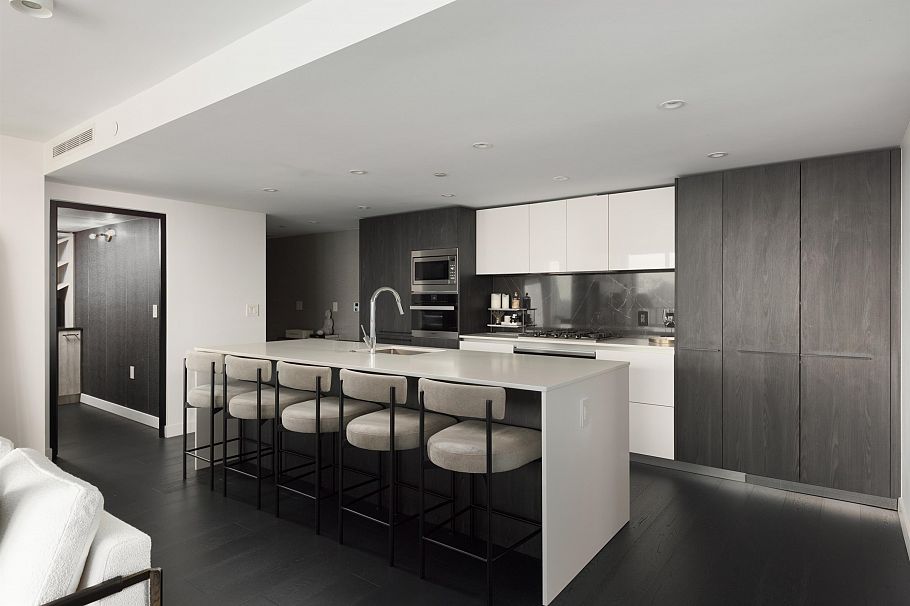 2504 1111 Richards Street Vancouver, BC - 11