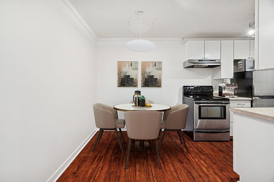 111 3787 W 4th Avenue Vancouver, BC - 6