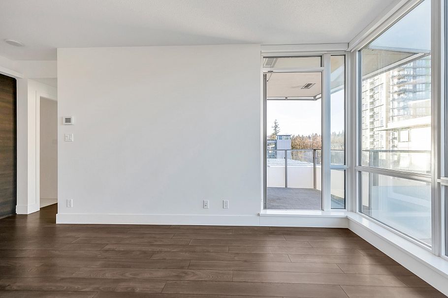 601 1550 Fern Street North Vancouver, BC - 16