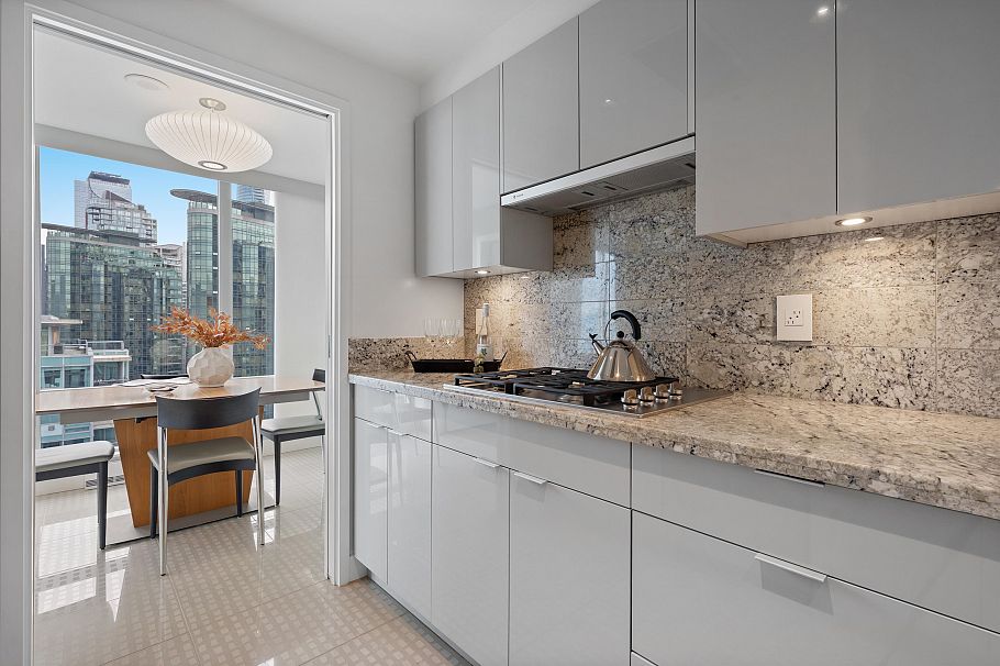 2102 590 Nicola Street Vancouver, BC - 13