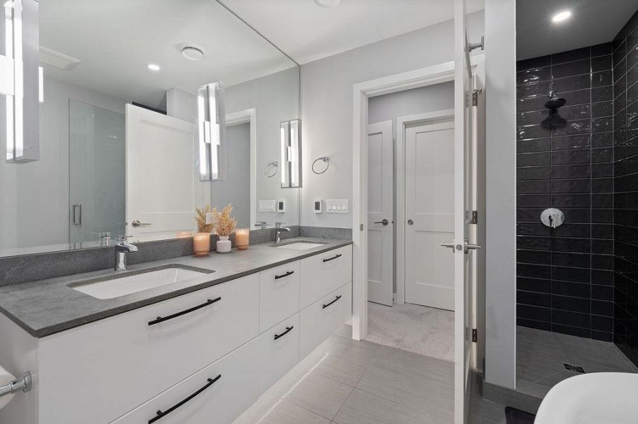 4684 Capilano Road North Vancouver, BC - 23