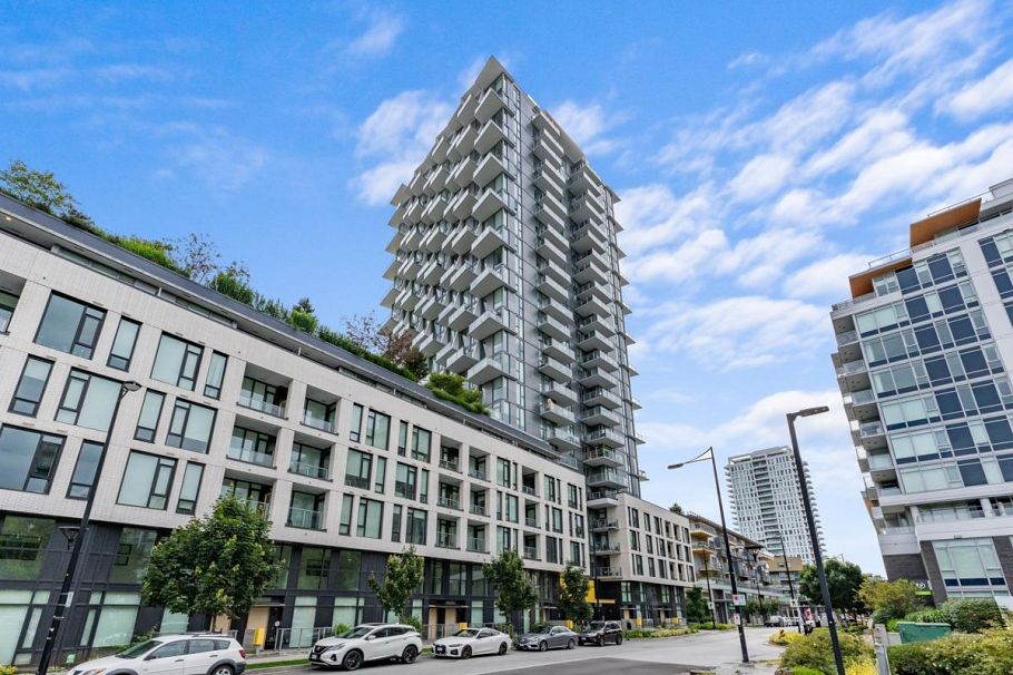 701 3538 Sawmill Crescent Vancouver, BC - 2