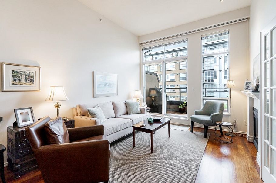 402 2175 Salal Drive Vancouver, BC - 4