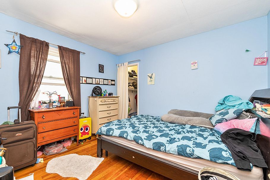 1341 E 29th Avenue Vancouver, BC - 11