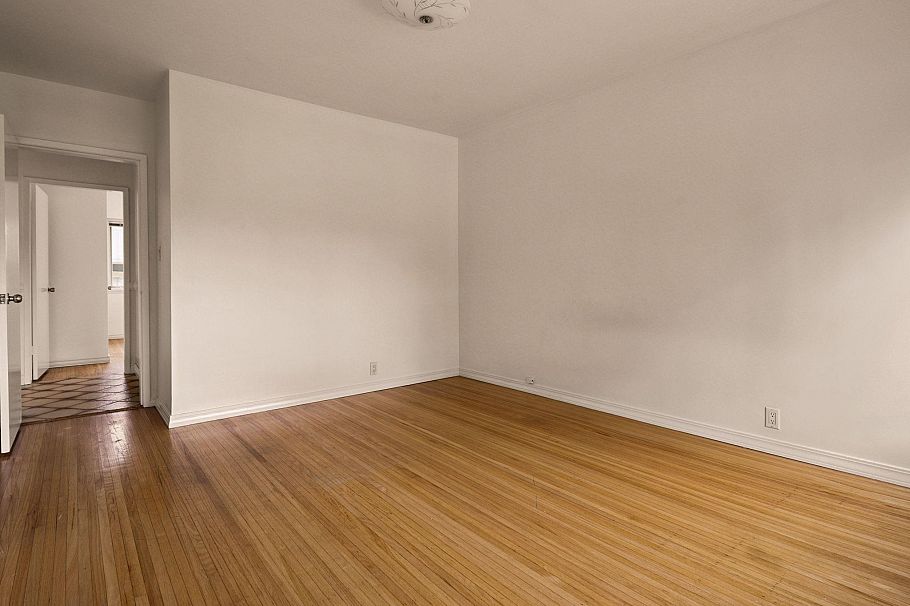 2869 Venables Street Vancouver, BC - 20