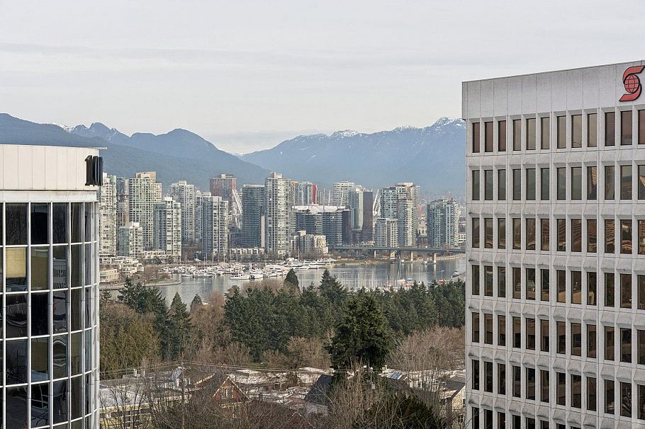 901 1030 W Broadway Street Vancouver, BC - 2