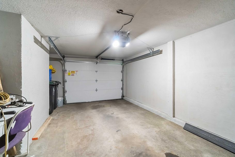 3837 Sunnycrest Drive North Vancouver, BC - 30